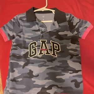 Set of two Gap boys polo’s